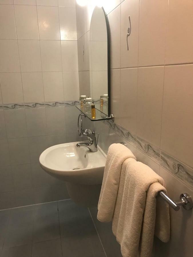 Family Hotel Odessa Sevlievo Exteriér fotografie